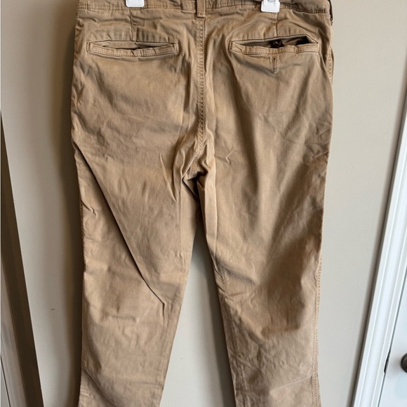 American Eagle Outfitters Tan Chinos Classic Style (Original Fit) Size 32/32 - Picture 5 of 7